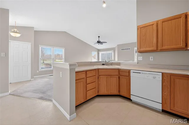 $265,000 | 127 Maryland Drive, Unit 89A, O'Fallon, MO 63366