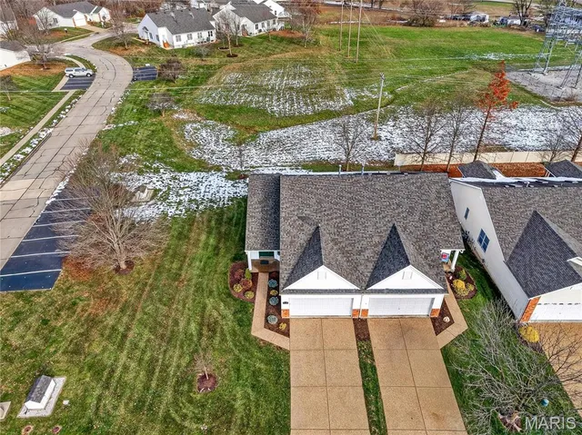 $265,000 | 127 Maryland Drive, Unit 89A, O'Fallon, MO 63366