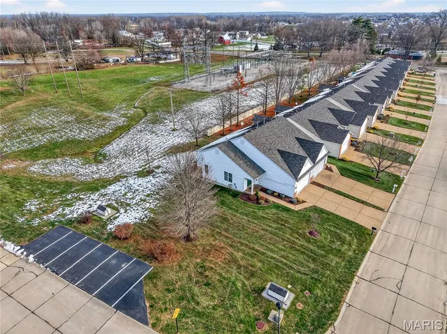 $265,000 | 127 Maryland Drive, Unit 89A, O'Fallon, MO 63366