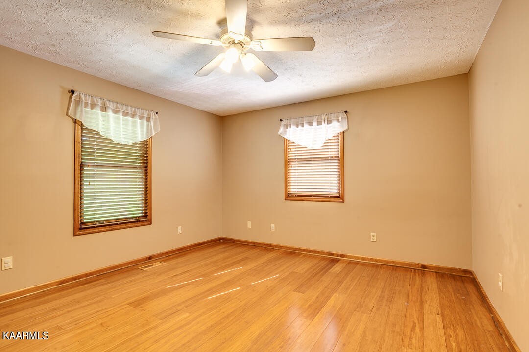 8032 Bell Campground Road Powell, TN 37849 - Photo 24 of 42 Gallery Image 24