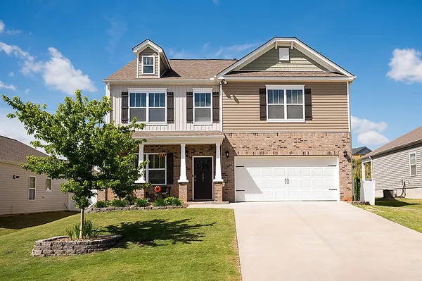 $349,900 | 221 Fountain Oak Lane, Easley, SC 29642