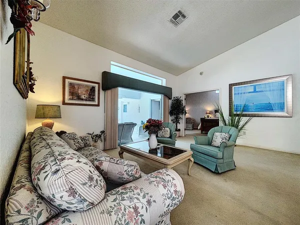 $1,995 | 9408 New Orleans Drive, Weeki Wachee, FL 34613