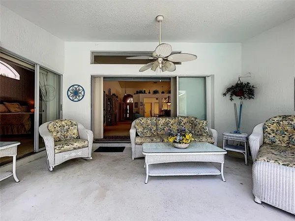 $1,995 | 9408 New Orleans Drive, Weeki Wachee, FL 34613