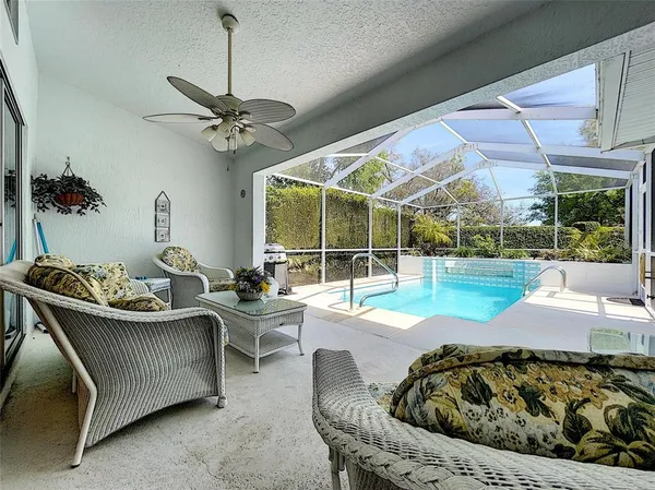 $1,995 | 9408 New Orleans Drive, Weeki Wachee, FL 34613