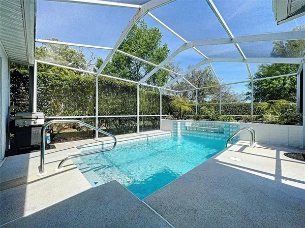 $1,995 | 9408 New Orleans Drive, Weeki Wachee, FL 34613