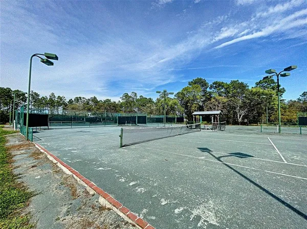 $1,995 | 9408 New Orleans Drive, Weeki Wachee, FL 34613