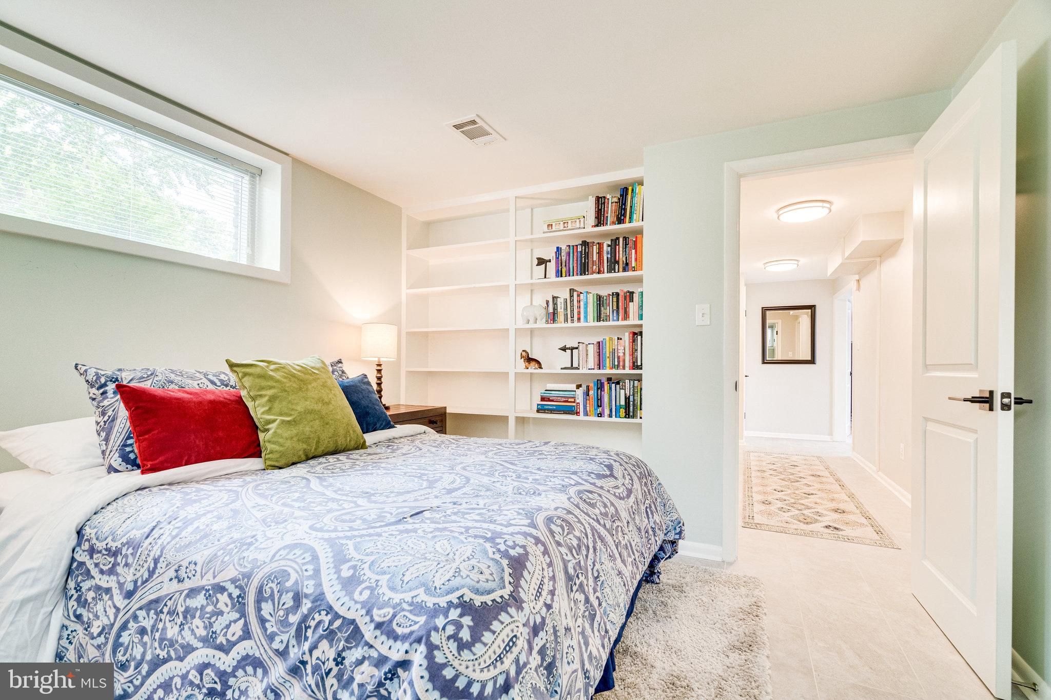 2930 Viewpoint Road Alexandria, VA 22314 - Photo 36 of 47 Gallery Image 36