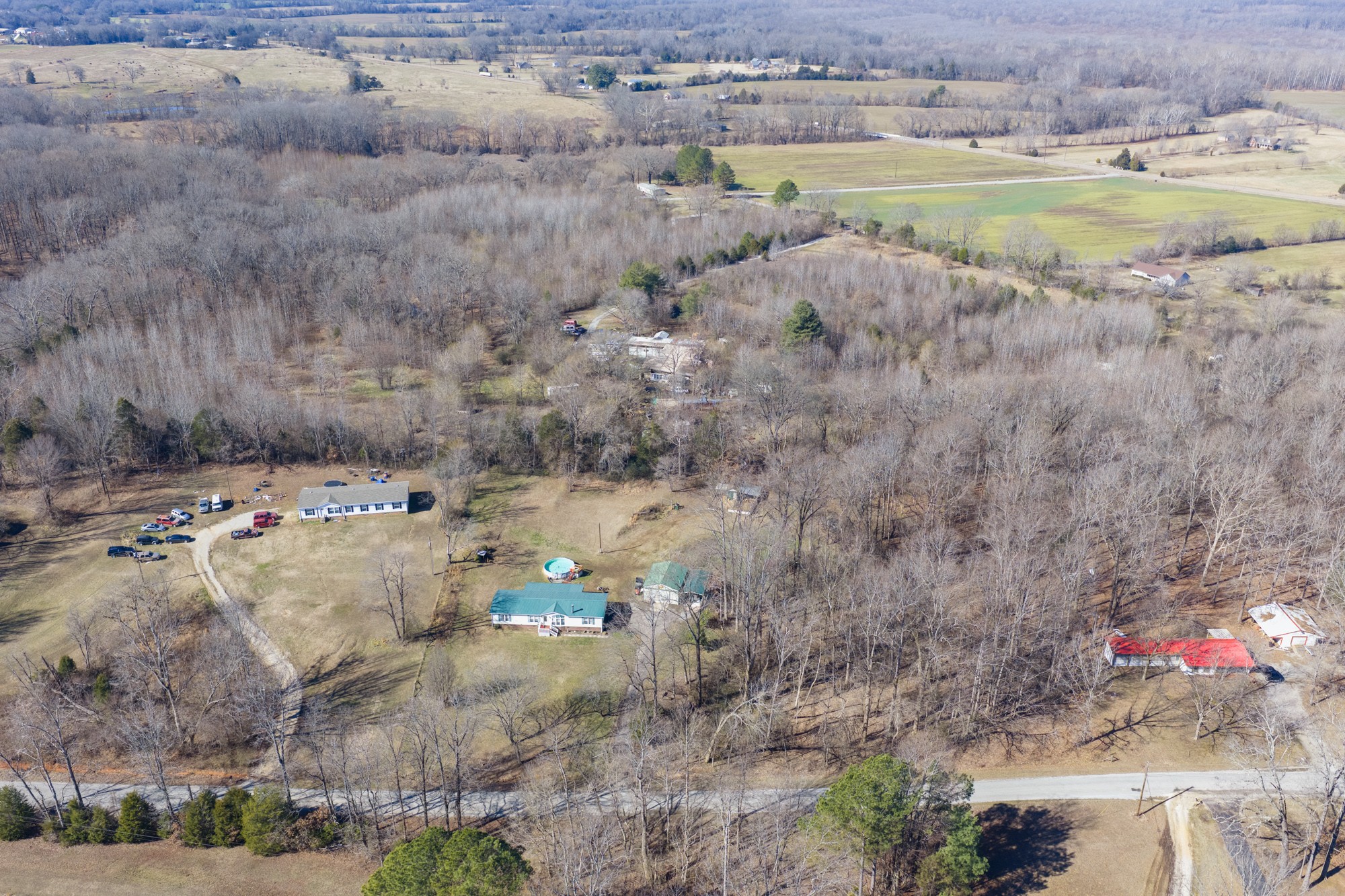 419 Hughes Road East Jackson, TN 38305 - Photo 11 of 37 Gallery Image 11