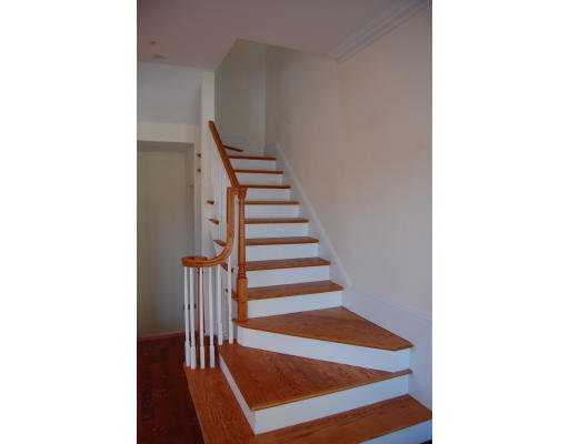 30 Spring Street, Unit 1 Cambridge, MA 02141 - Photo 6 of 8 Gallery Image 6
