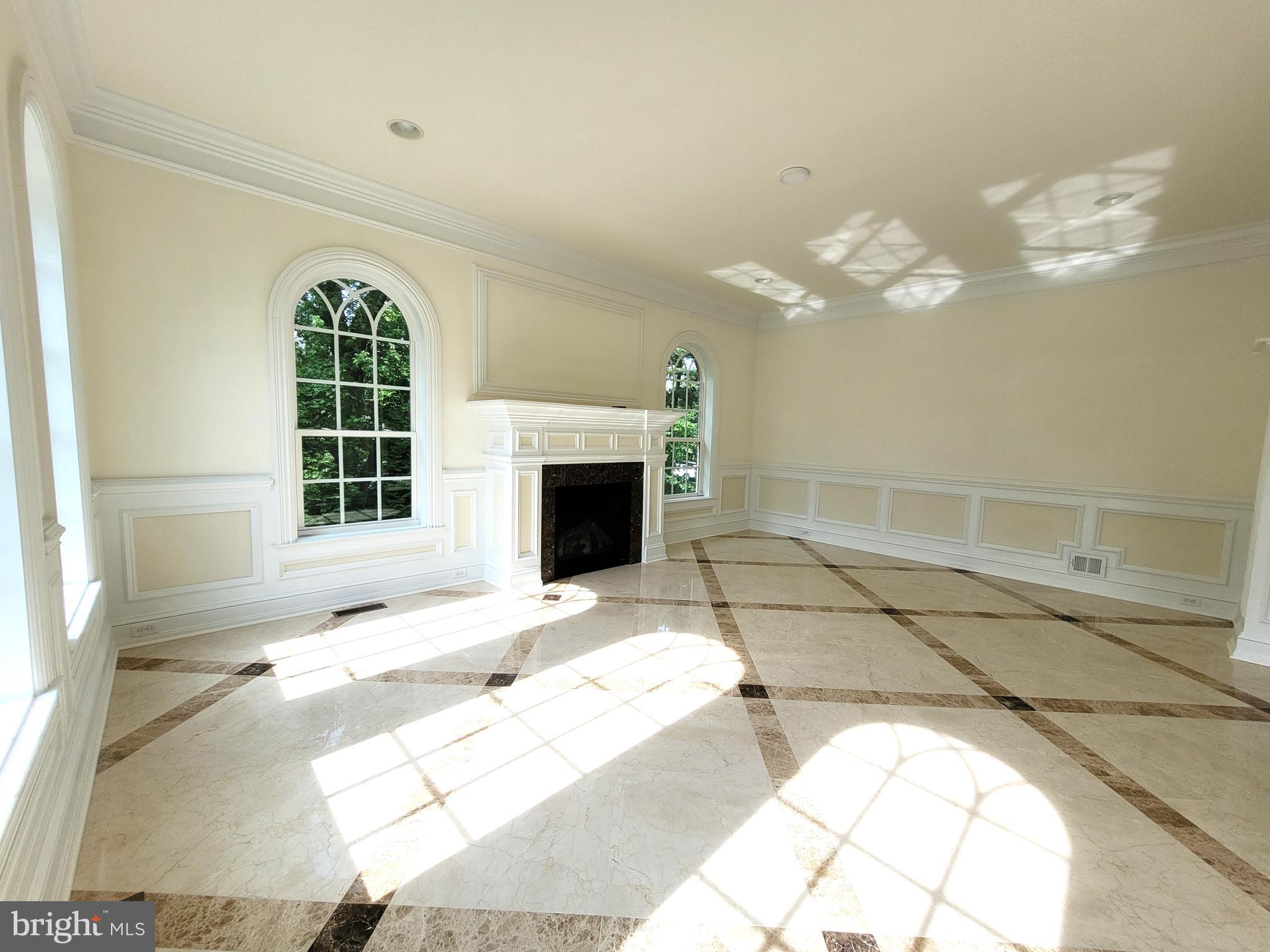 3617 Chain Bridge Road Fairfax, VA 22030 - Photo 16 of 83 2nd Living Room - Sun Room