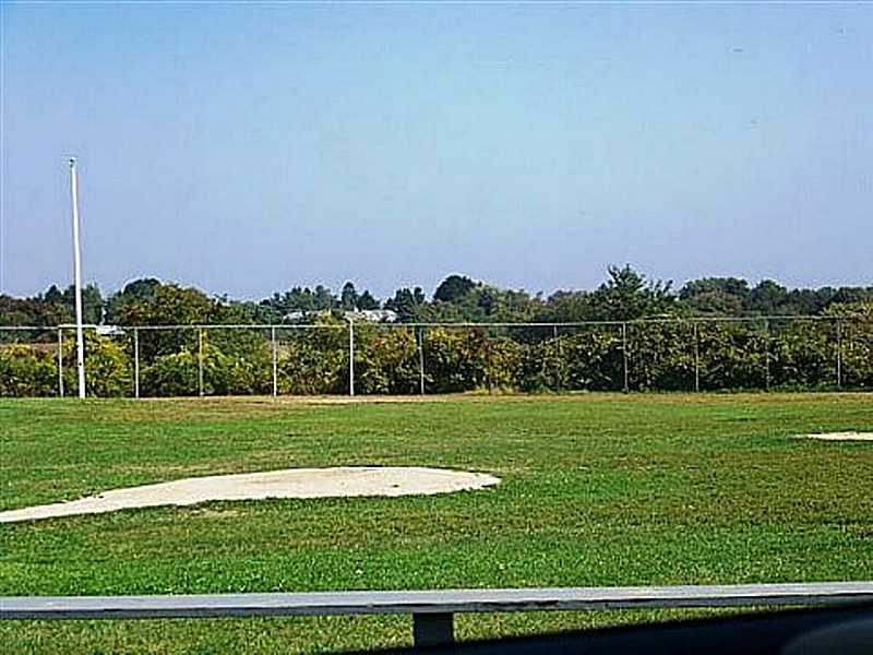 0 Kenyon Avenue Charlestown, RI 02813 - Photo 3 of 5 Exterior Front. central beach ballfield