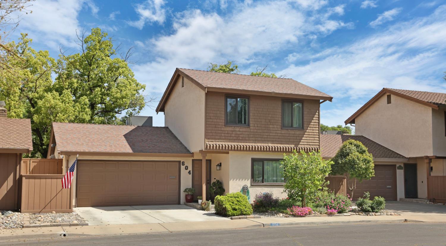 604 Edgebrook Court Modesto, CA 95354 - Photo 2 of 25