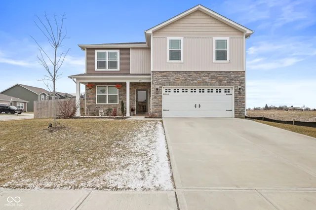 $365,000 | 3155 West Haberdashery Drive, Monrovia, IN 46157