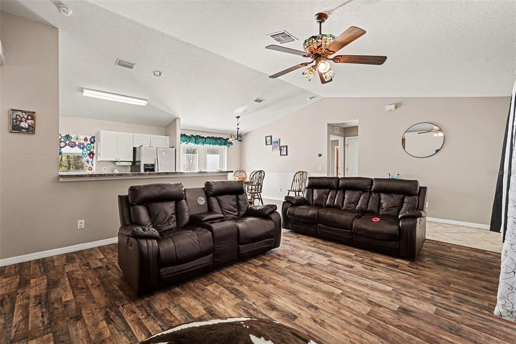 3220 East Rogers Inverness, FL 34453 - Photo 7 of 30