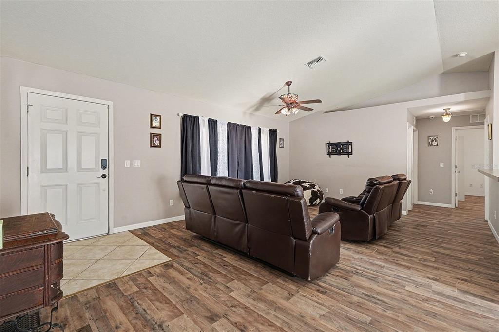 3220 East Rogers Inverness, FL 34453 - Photo 8 of 30