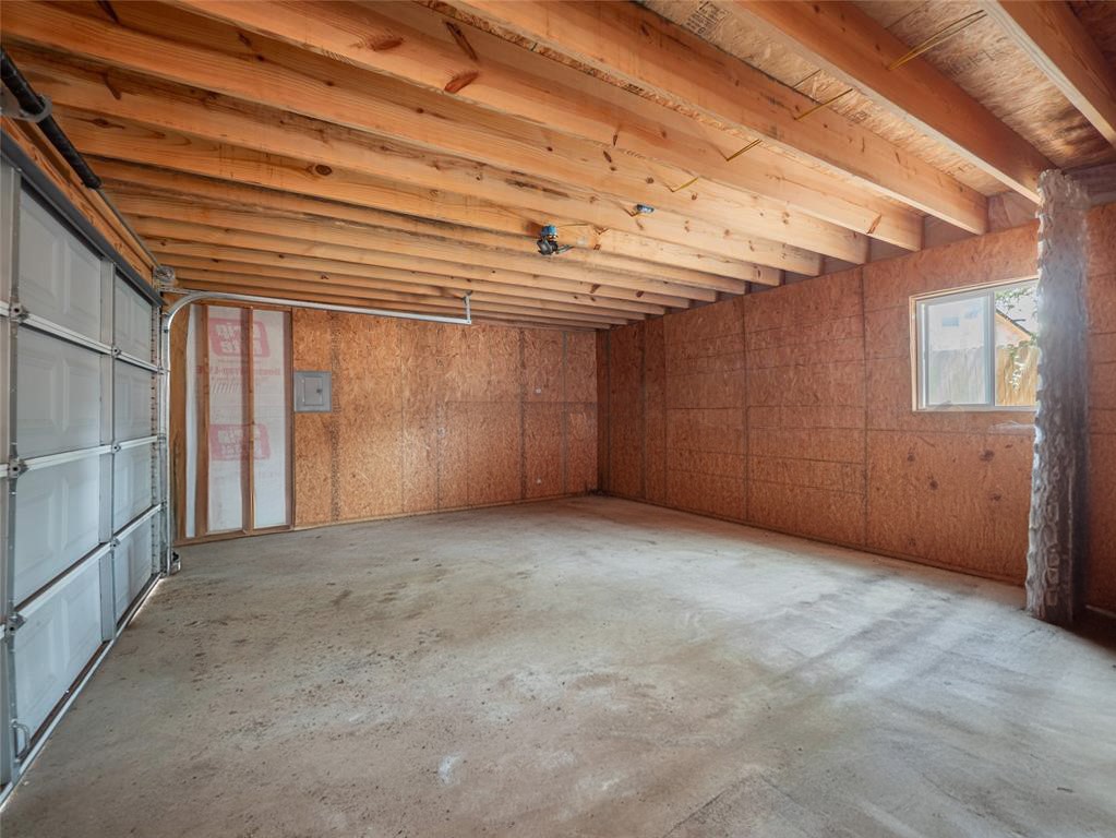 368 Riddle Road Cedar Creek, TX 78612 - Photo 15 of 16 a view of an empty room