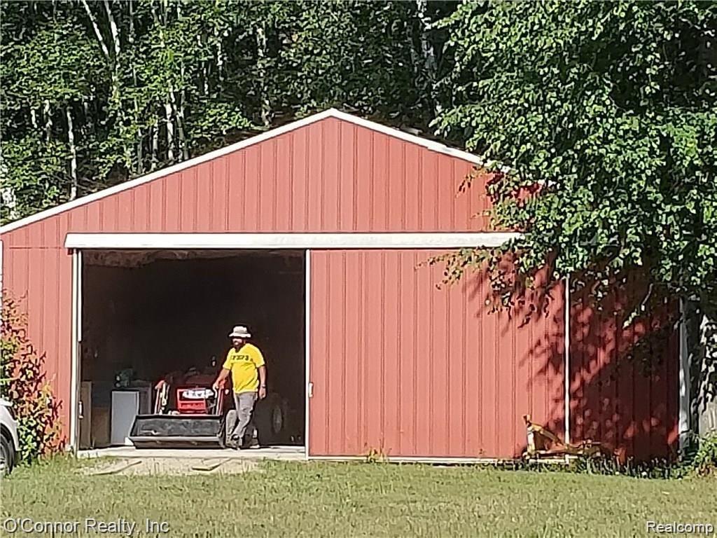 2845 Burr Road Applegate, MI 48401 - Photo 7 of 53