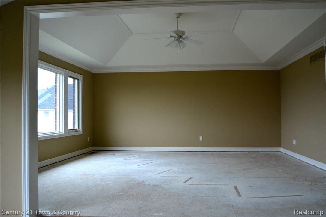 2830 North Addison Circle Rochester, MI 48306 - Photo 19 of 24 DSC_1307.JPG