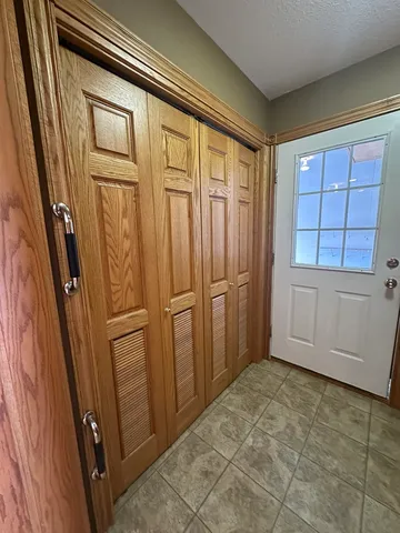 $254,900 | 1005 North Fox Run, Villa Grove, IL 61956