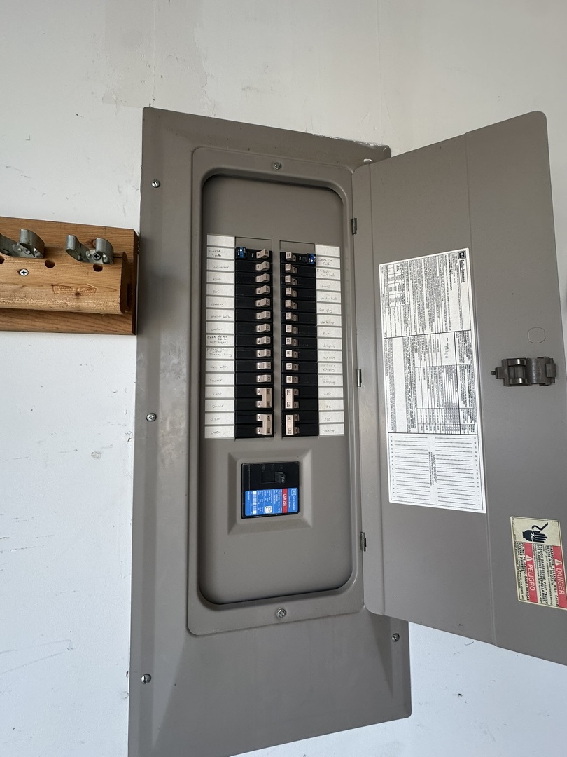 1005 North Fox Run Villa Grove, IL 61956 - Photo 43 of 45