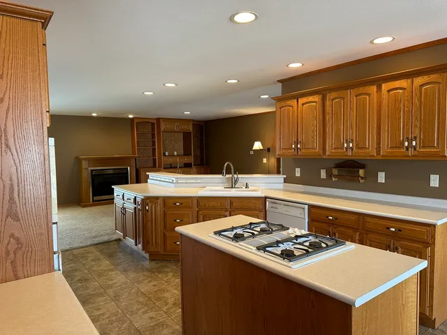 $254,900 | 1005 North Fox Run, Villa Grove, IL 61956