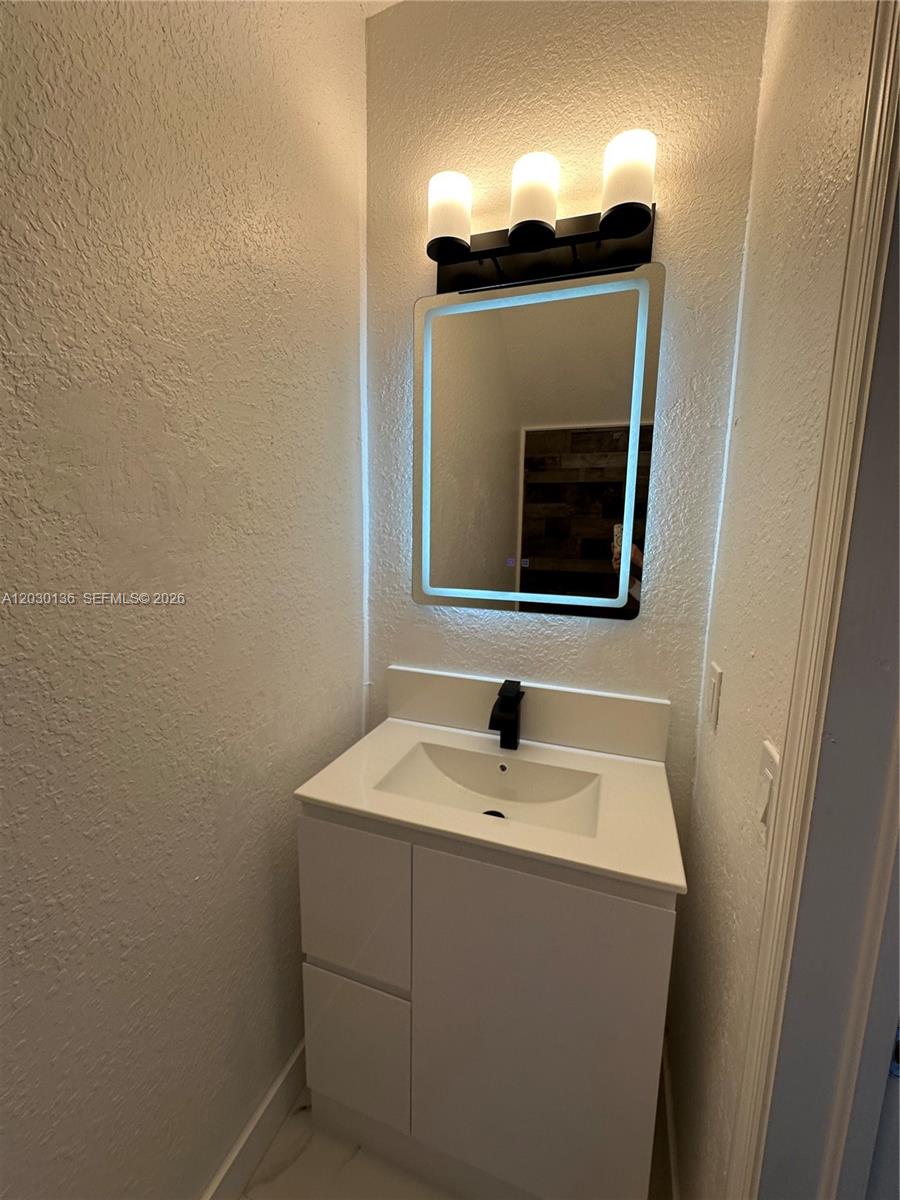 13757 Southwest 170th Terrace, Unit 13757 Miami, FL 33177 - Photo 4 of 12