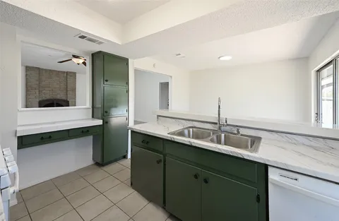 $299,999 | 404 Northwood Drive, Georgetown, TX 78628
