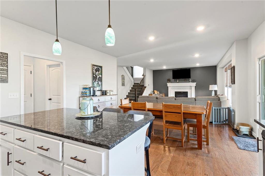 18526 West 194th Terrace Spring Hill, KS 66083 - Photo 12 of 36