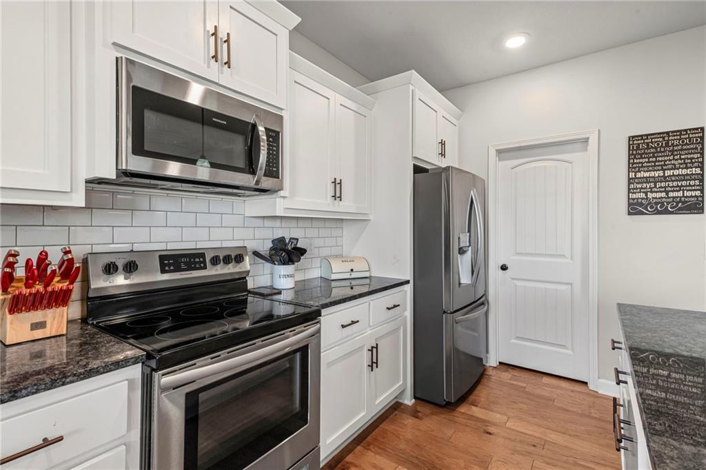 18526 West 194th Terrace Spring Hill, KS 66083 - Photo 13 of 36