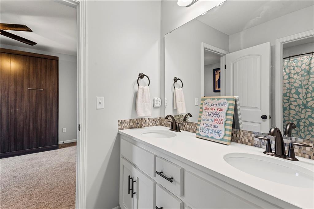 18526 West 194th Terrace Spring Hill, KS 66083 - Photo 23 of 36