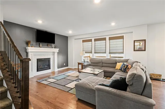 $499,900 | 18526 West 194th Terrace, Spring Hill, KS 66083