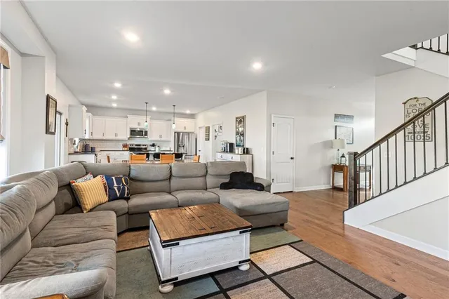 $499,900 | 18526 West 194th Terrace, Spring Hill, KS 66083