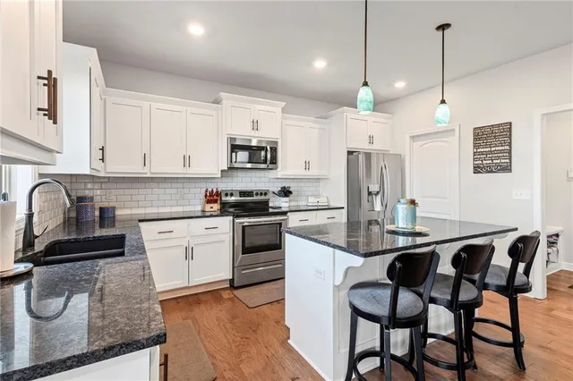 $499,900 | 18526 West 194th Terrace, Spring Hill, KS 66083