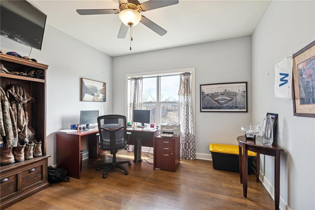 17205 Thomas Lane Road Smithville, MO 64089 - Photo 20 of 58