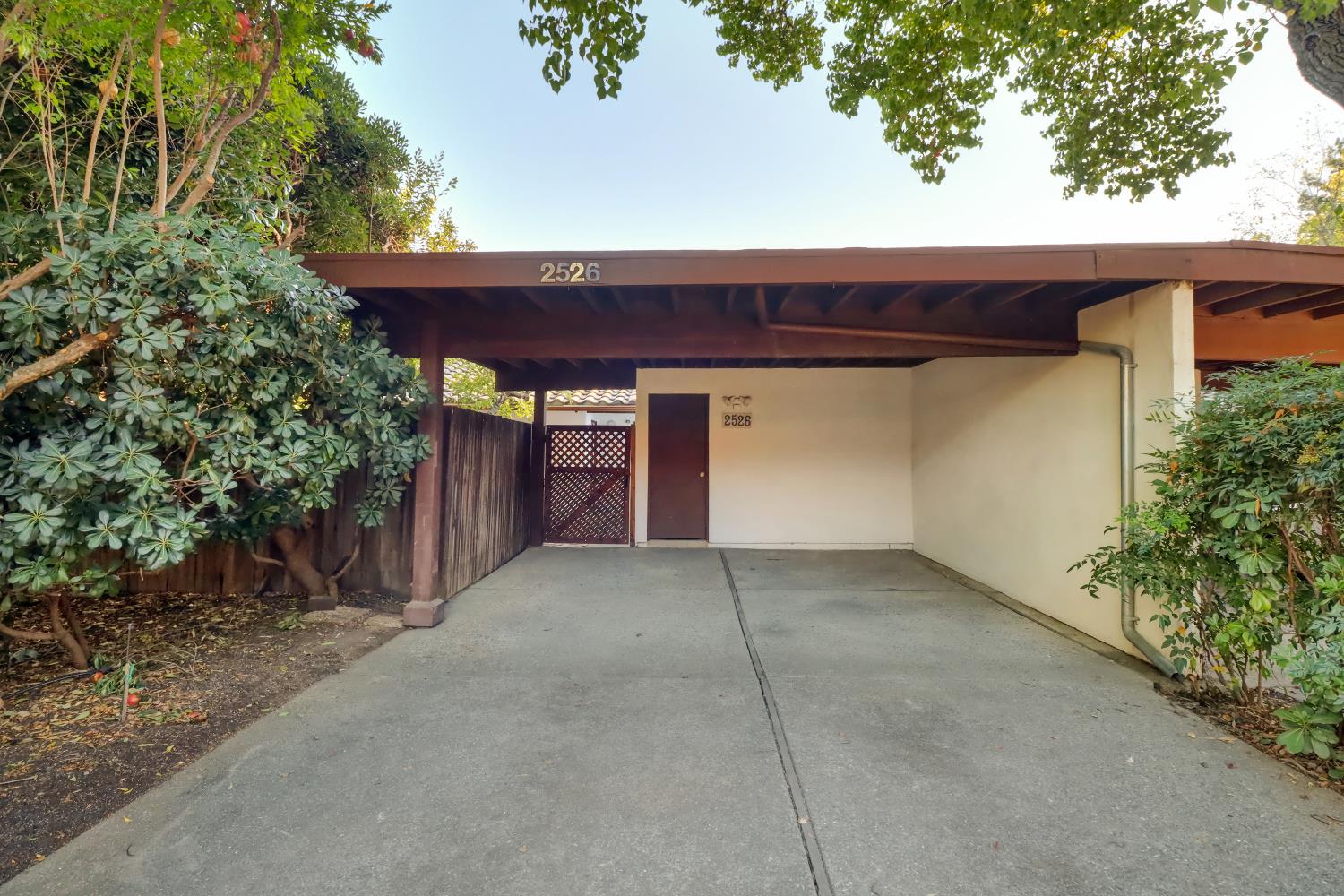 2526 Overhill Lane Davis, CA 95616 - Photo 39 of 60 front view of a house with a garage
