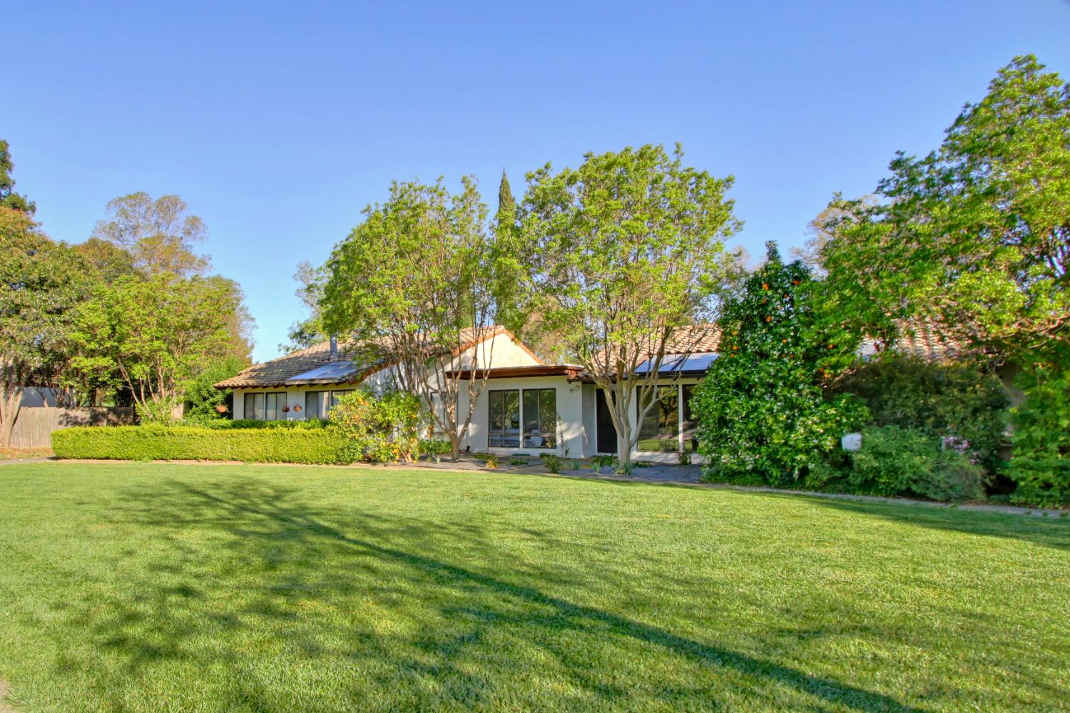 2526 Overhill Lane Davis, CA 95616 - Photo 53 of 60 a front view of house with yard and green space