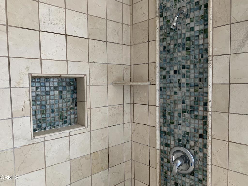 938 Ford Street Corona, CA 92879 - Photo 20 of 36 a bathroom with a shower