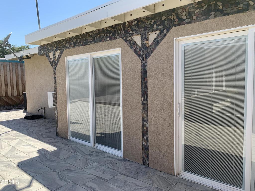 938 Ford Street Corona, CA 92879 - Photo 25 of 36 a view of a wooden door