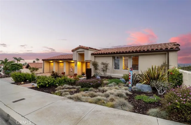 $2,850,000 | 425 VÃa El Chico, Redondo Beach, CA 90277