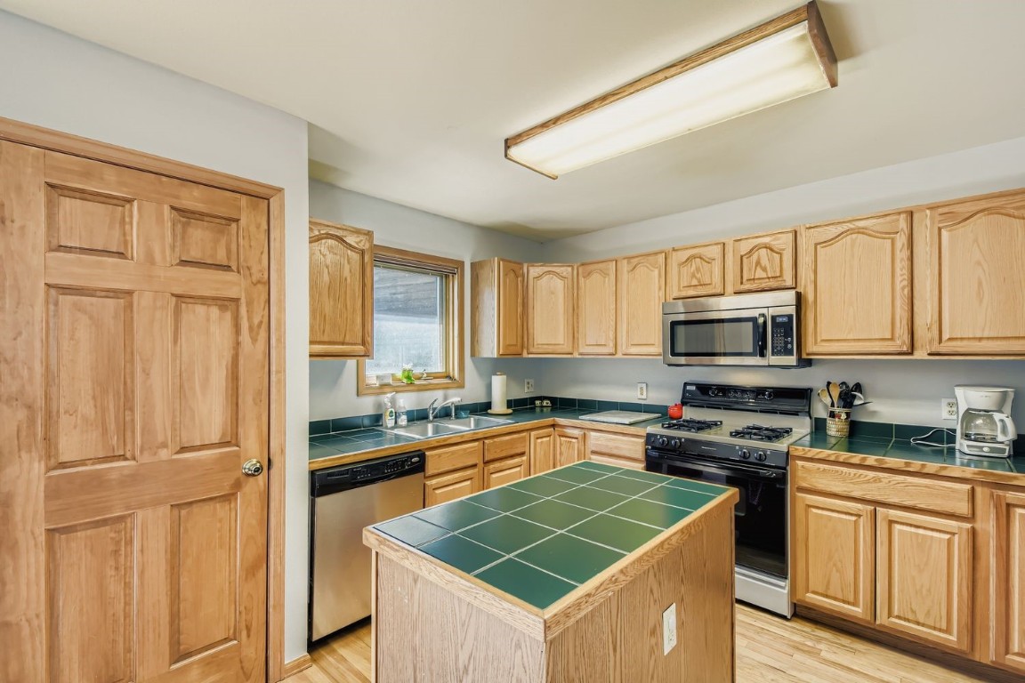 88 Club House Road Breckenridge, CO 80424 - Photo 3 of 28 Gallery Image 3