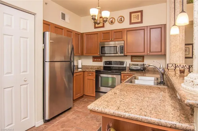 $2,950 | 20230 Estero Gardens Circle, Unit 206, Estero, FL 33928