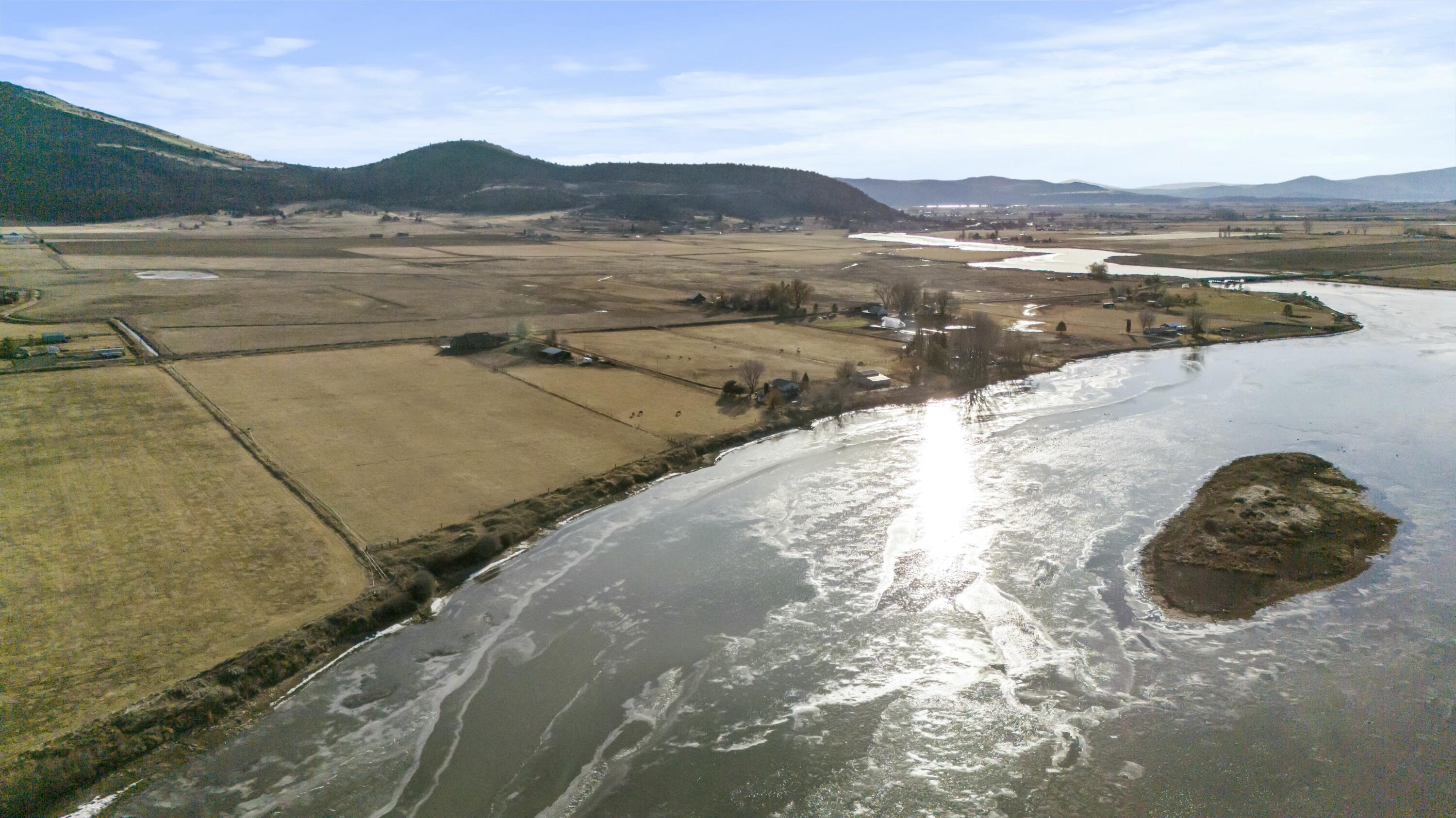 11251 Crystal Springs Road Klamath Falls, OR 97603 - Photo 64 of 64 river