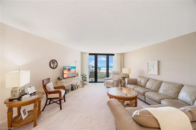 $8,000 | 260 Seaview Court, Unit 604, Marco Island, FL 34145