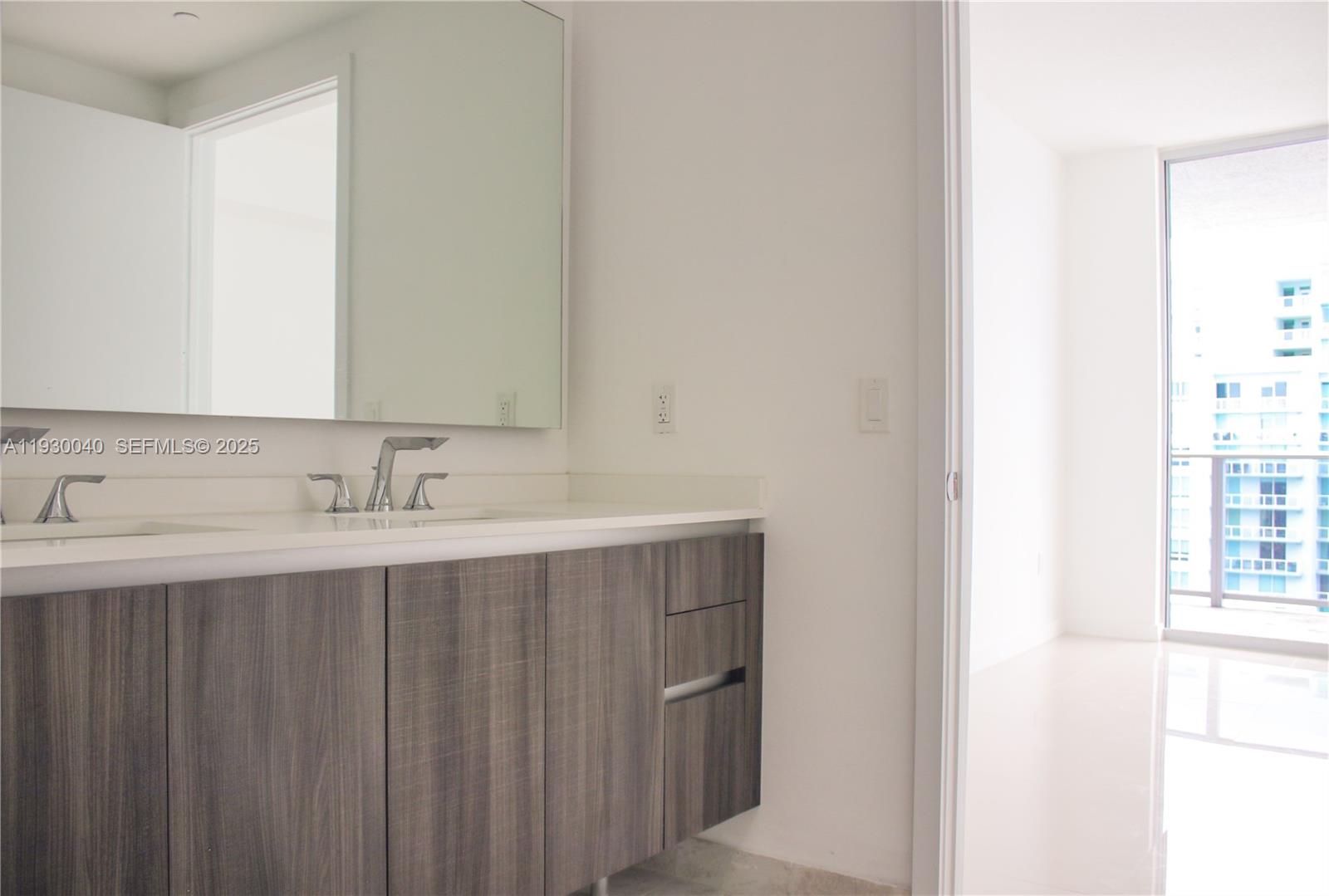 488 Northeast 18th Street, Unit 4609 Miami, FL 33132 - Photo 9 of 30