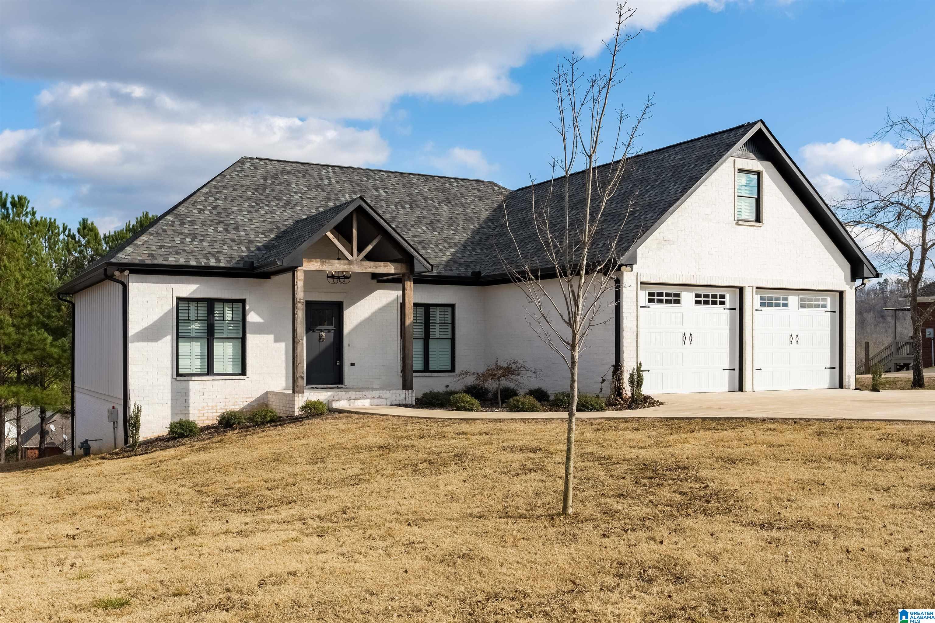818 Ransome Drive Oneonta, AL 35121 - Photo 2 of 32