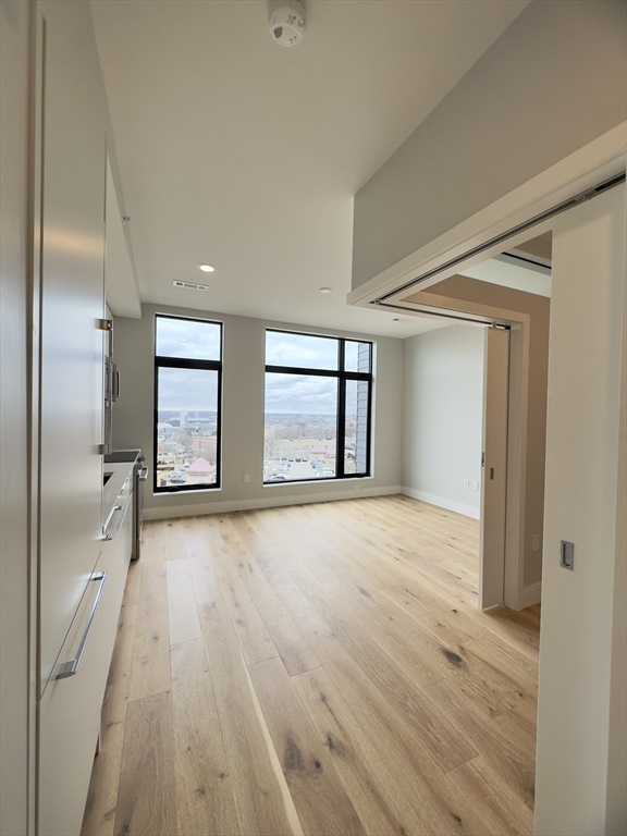 191 Washington Street, Unit 711 Boston, MA 02135 - Photo 34 of 39