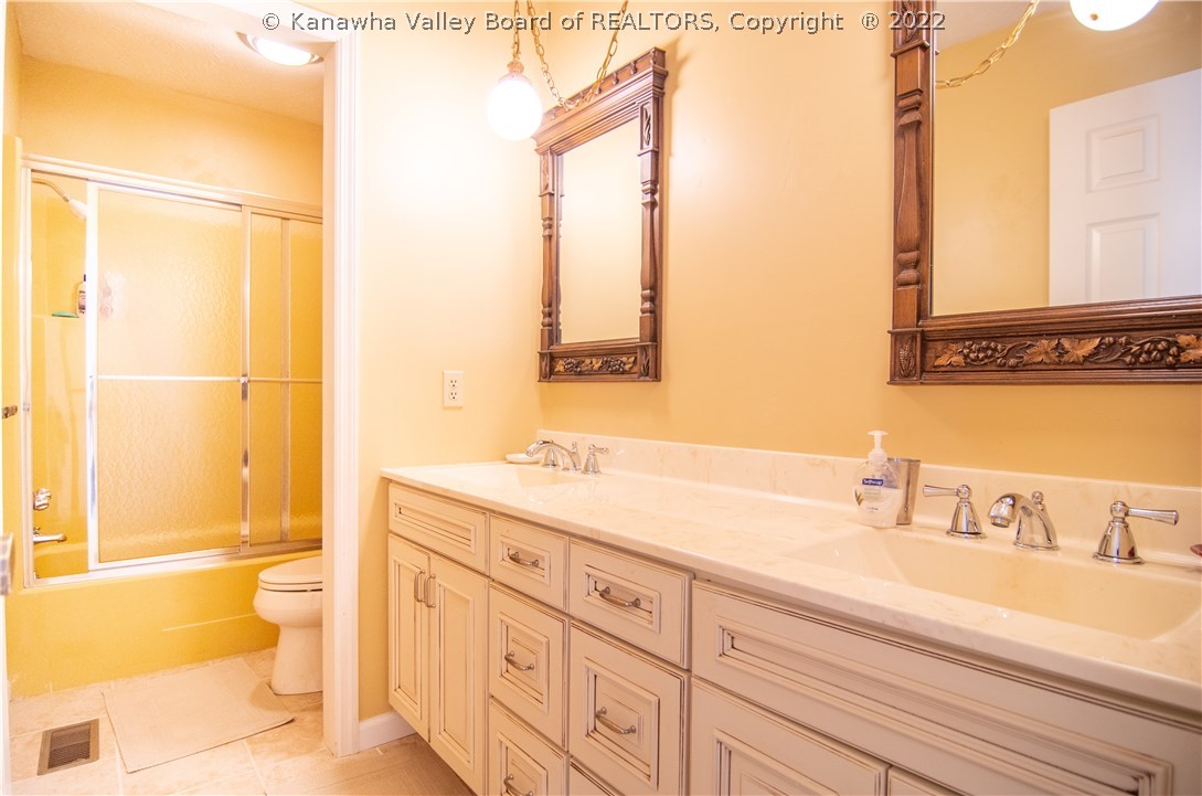 2000 Smith Road Charleston, WV 25314 - Photo 23 of 30 Gallery Image 23