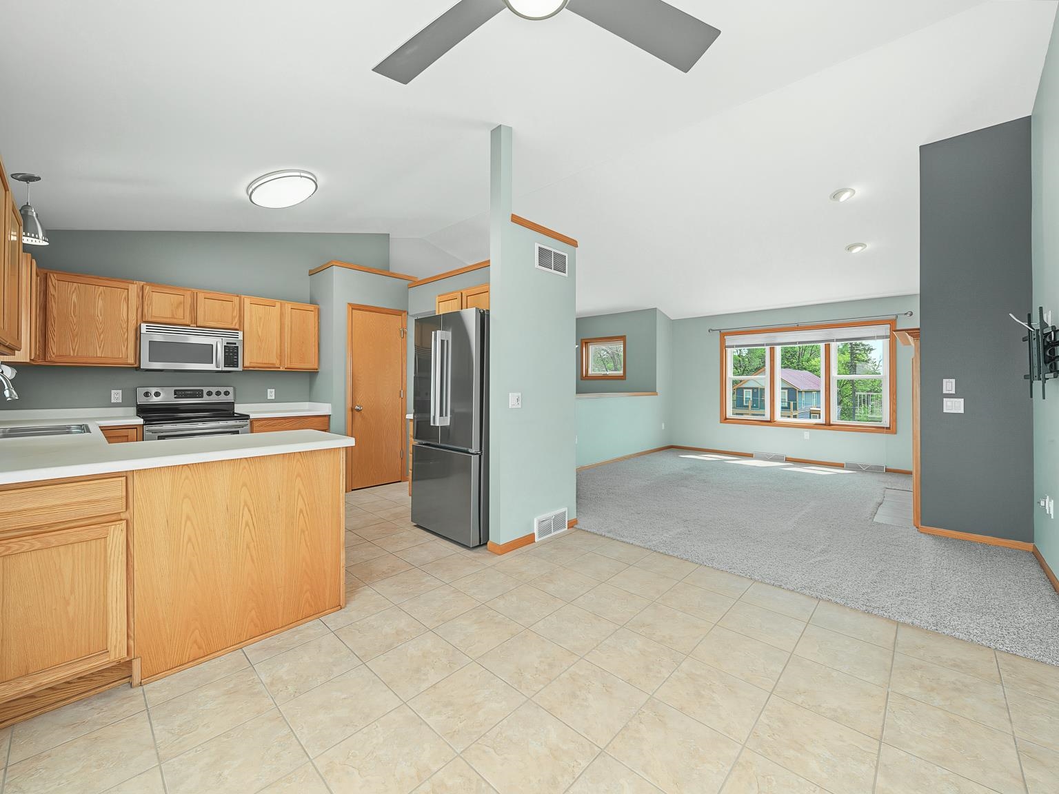 6738 Henry Road Belleville, WI 53508 - Photo 14 of 59 Gallery Image 14