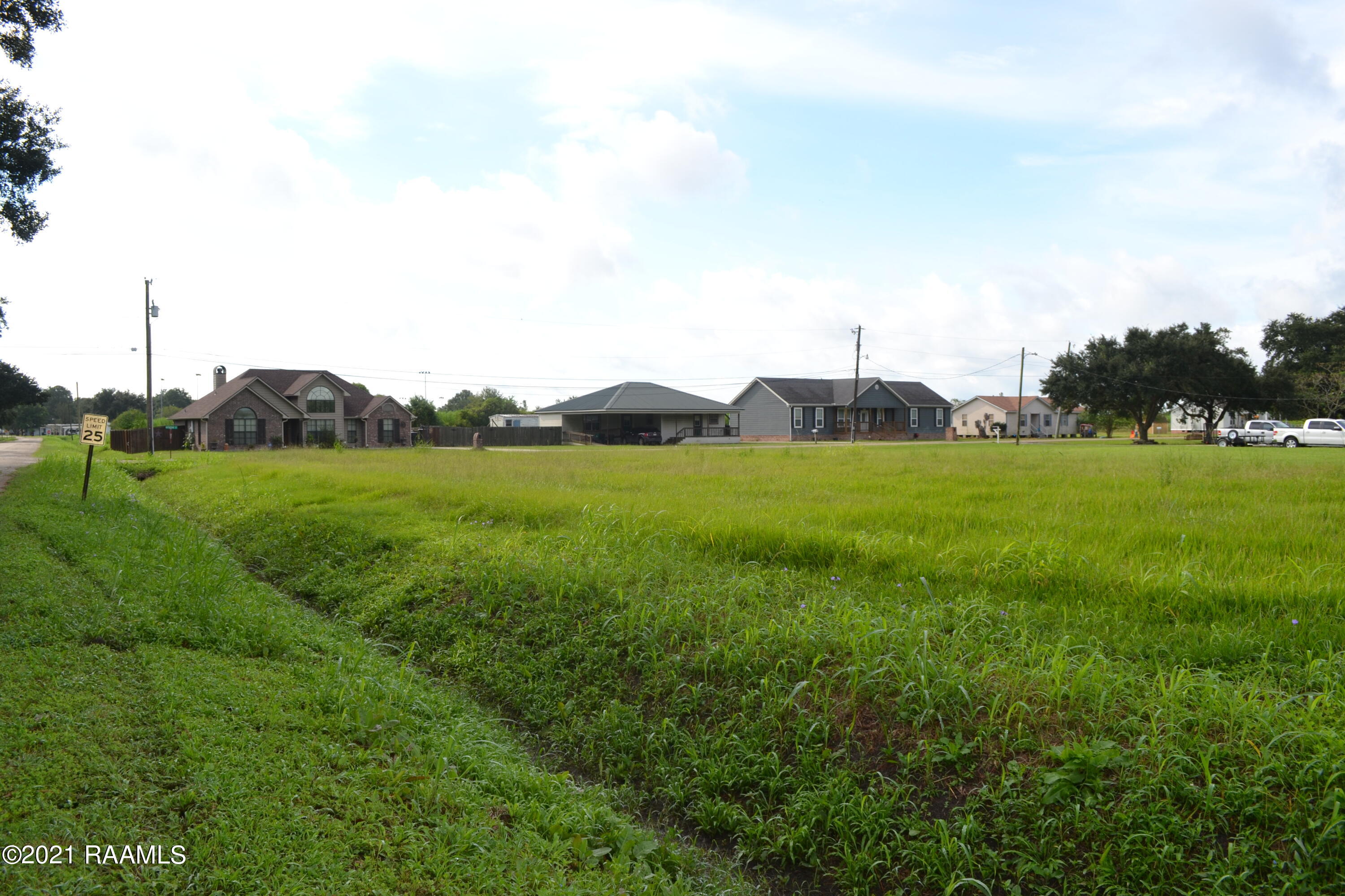 Tbd Glover Street Jeanerette, LA 70544 - Photo 2 of 6 DSC_0038