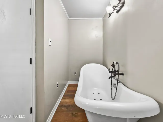 $185,000 | 563 Riceville Road, McHenry, MS 39561